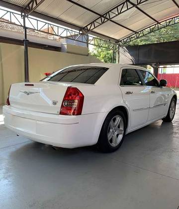 CHRYSLER 300 C 3.5 V6 GASOLINA AUTOMÁTICO CHRYSLER 300 C 3.5 V6 GASOLINA AUTOMÁTICO